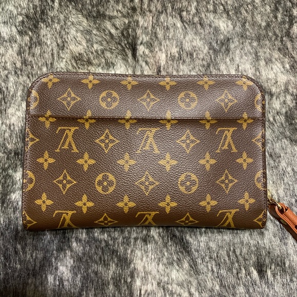 Authentic Vintage LOUIS VUITTON Orsay Clutch - Picture 2 of 13
